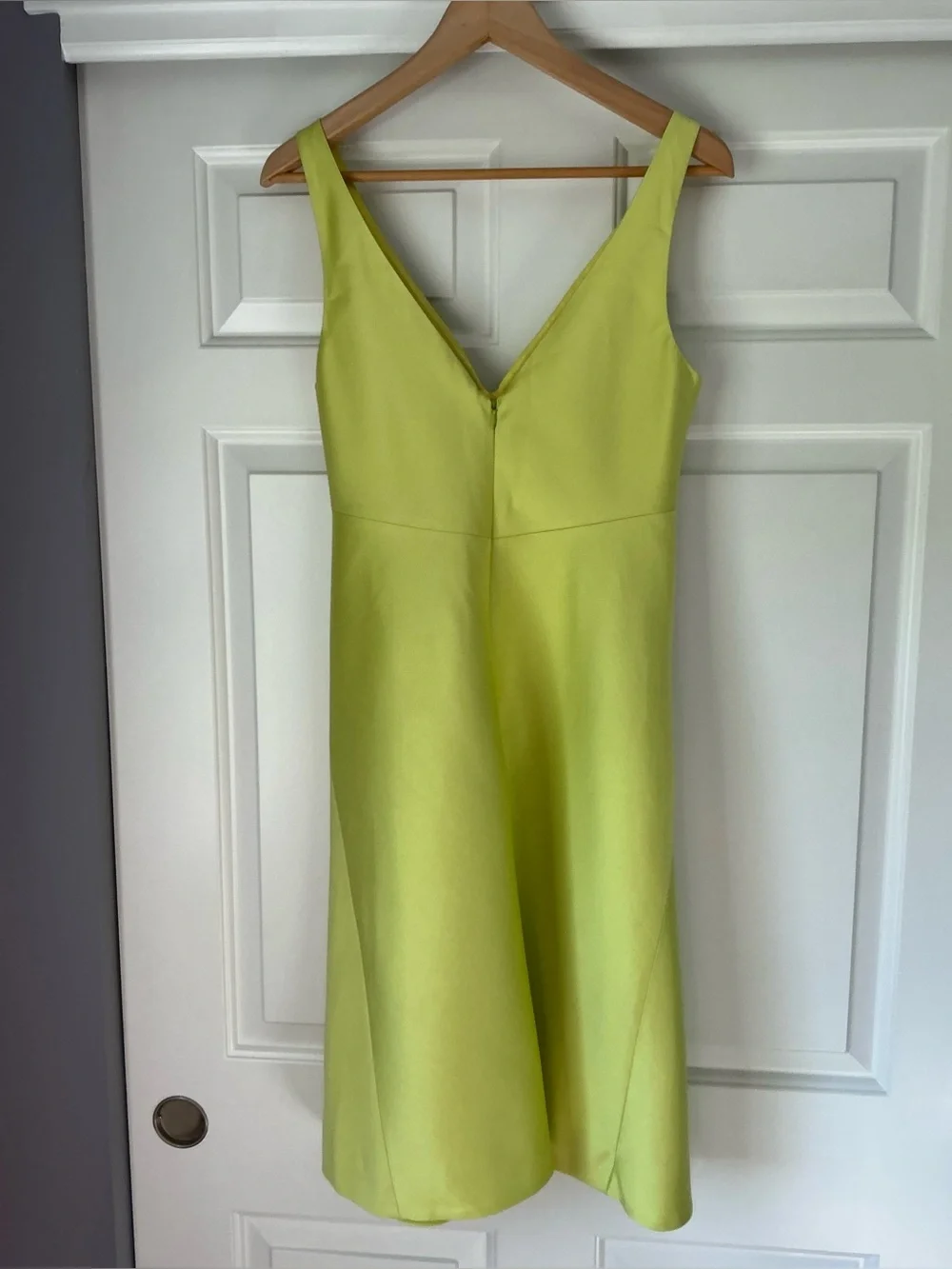 J.Crew Chartreuse Silk Blend Lime Green Sleeveless V-Neck Cocktail Dress 8 - Picture 3 of 15